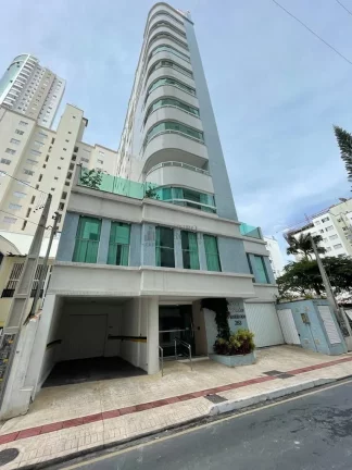 Imagem Apartamento com 3 suítes à venda no Centro de Balneário Camboriú/SC
