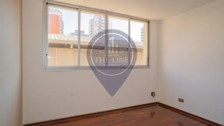 Imagem Apartamento de luxo na Vila Mariana: 4 quartos, 1 suíte, 2 salas e 2 vagas de garagem - São Paulo-SP.