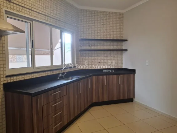 Imagem Ótima oportunidade com um preço imperdível!!

Esta casa está localizada em um condomínio fechad...