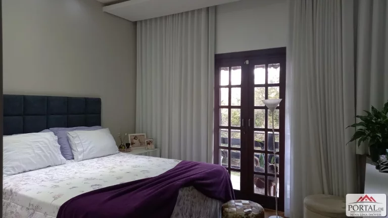 Imagem Esta linda casa a venda está localizada no Condomínio Vila do Ouro, em Nova Lima,