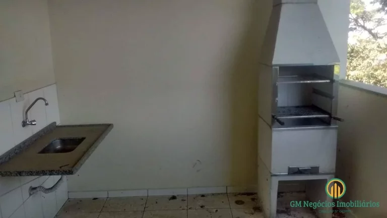 Imagem Casa de condomínio com 3 dormitórios, varanda e quintal centro de Cotia