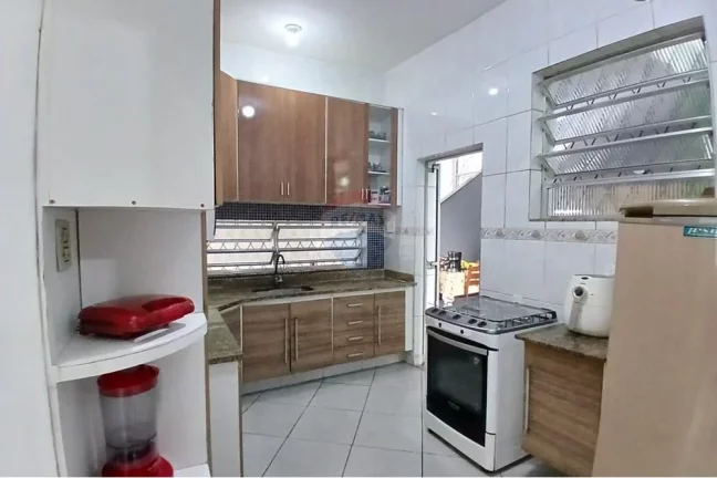 Imagem casa à venda com 2 quartos, 243 m² em Cascadura, Rio de Janeiro.