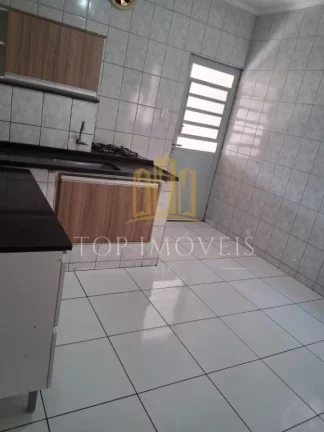 Imagem Espaçosa casa três dormitórios próximo ao shopping oriente