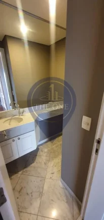 Imagem Apartamento de luxo na Vila Nova Conceição, São Paulo-SP: 4 quartos, 4 suítes, 2 salas, 5 banheiros, 4 vagas, 212m².