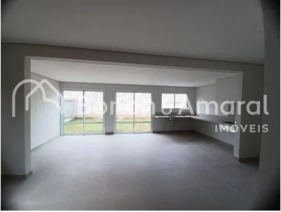 Imagem Venha conhecer esta incrível casa térrea no Residencial Porto Alegre, um dos condomínios mais exc...