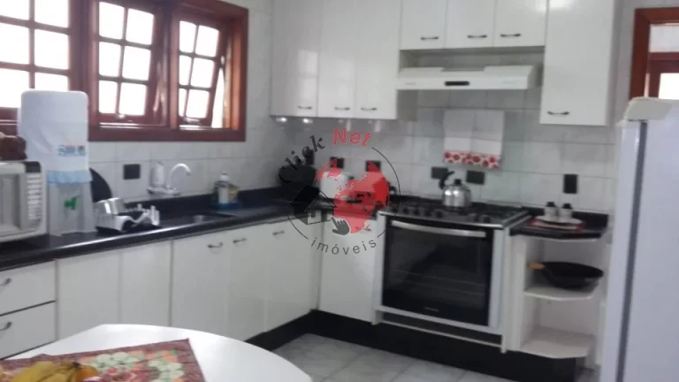 Imagem Sobrado Estuda permuta por apto até 50% em SBC ,Praia grande , 3 dormitórios e 3 vagas à venda no bairro Nova Petrópolis em São Bernardo do Campo