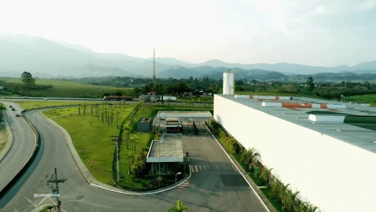 Imagem Galpão moderno para locação em condomínio logístico de alto padrão, localizado em Itatiaia/RJ,...