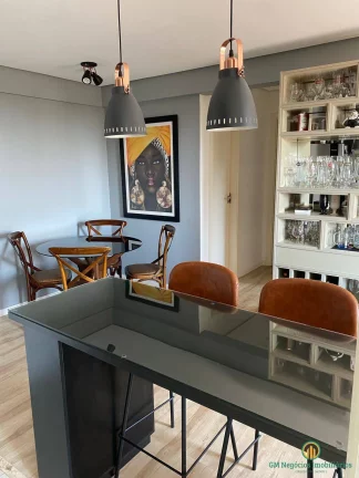 Imagem Belíssimo apartamento mobiliado no miolo da Granja Viana