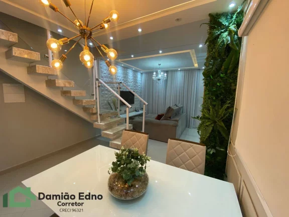 Imagem Casa com 126 AC 150 AT com 3 dorms uma suíte closet, mobilhada, piscina aqu