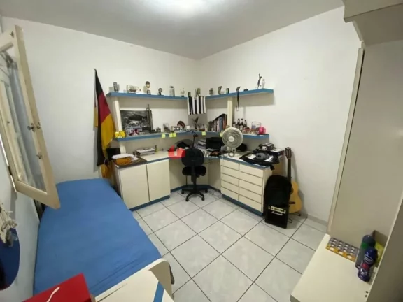 Imagem Sobrado à venda 3 Quartos, 1 Suite, 2 Vagas, 165M², Jardim, Santo André - SP