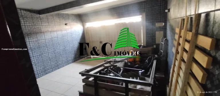 Imagem Casa para Venda em Araras, Parque das Árvores, 5 dormitórios, 1 suíte, 2 banheiros, 2 vagas