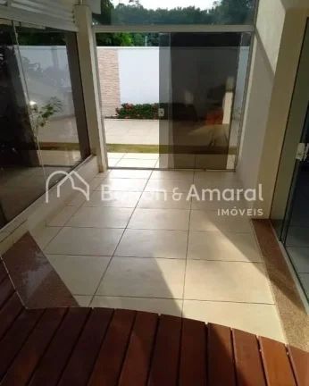 Imagem Ãtima casa Ã  venda na regiÃ£o do Galleria shopping.
SÃ£o 550 mÂ² de terreno, 252 mÂ² de construÃ§Ã...
