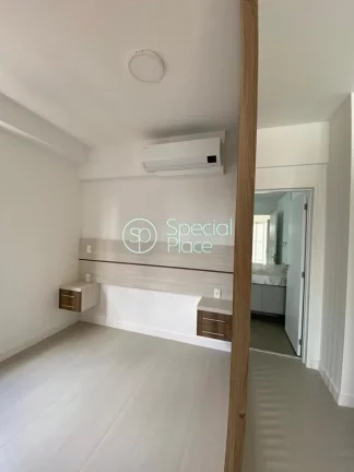 Imagem Apartamento/Studio com 50m², ao lado do Metrô Vila Madalena. Sala com varanda, 01 suíte e 01 vaga...