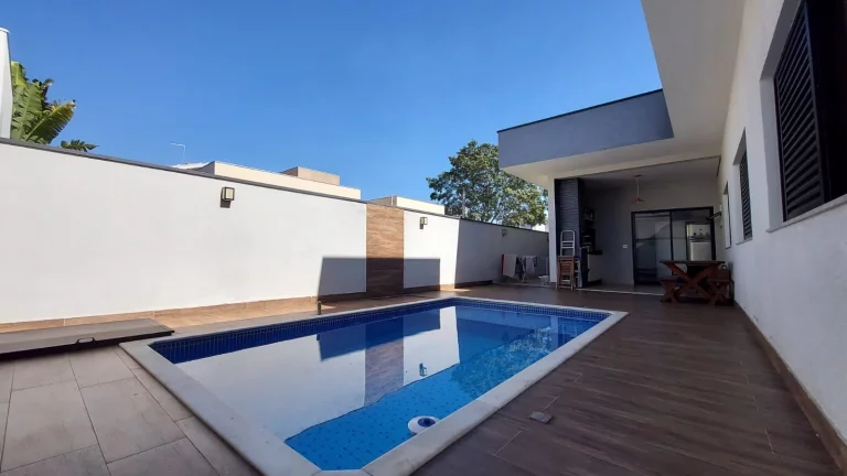 Imagem CASA TÉRREA - COM PISCINA - RESIDENCIAL JARDIM DE MÔNACO - HORTOLÂNDIA