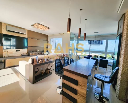 Lindo apartamento Alto Padrão completo com vista pro mar e serra em Balneário Piçarras! Localizad...