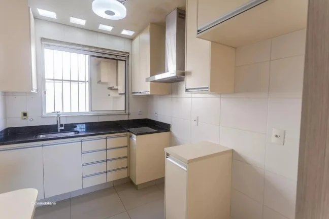 Imagem Apartamento amplo e bem distribuído, localizado no bairro Ana Lúcia, ideal para quem busca confort...