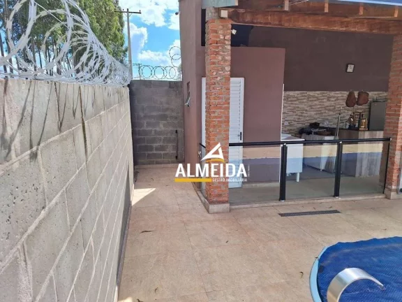 Imagem Chácara com 3 dormitórios à venda, 1400 m² por R$ 1.200.000,00 - Jardim Santa Maria - Rio Claro/SP