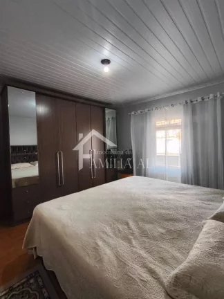 Imagem Casa com Piscina no Aventureiro