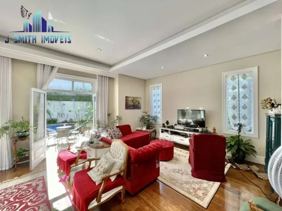 Imagem CASA NÉOCLÁSSICO, AMPLA EM TODOS AMBIENTES, PISCINA, 4 VAGAS, 4 SUÍTES.