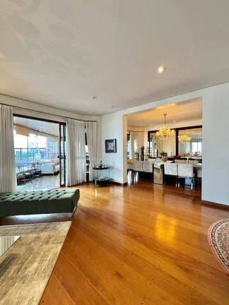 Imagem Penthouse C/ Piscina e Vista Panorâmica - 449M², 4 Dorms, 4 Suítes, 5 Vagas