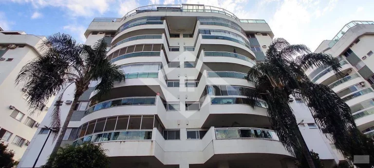 Imagem Cobertura de 3 quartos com 198 m² em condomínio no Recreio dos Bandeirantes