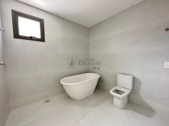Imagem Apartamento com 4 suítes à venda no Centro de Balneário Camboriú/SC