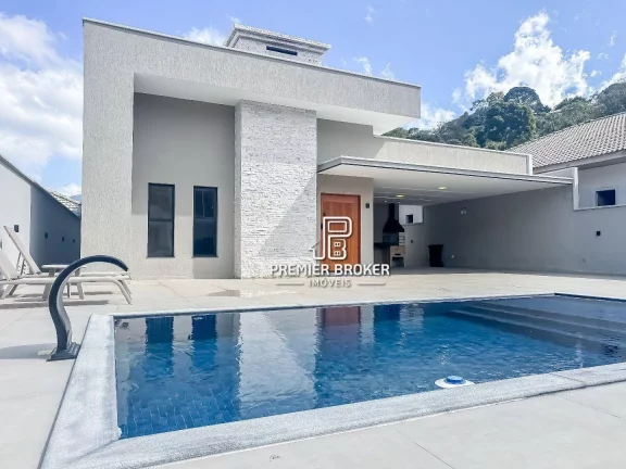 Imagem Casa Linear e moderna com 3 dormitórios à venda, 200 m² por R$ 1.400.000 - Albuquerque - Teresópolis/RJ