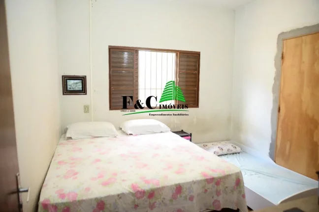 Imagem Casa para Venda em Limeira, Jardim Residencial Recanto Alvorada, 4 dormitórios, 1 suíte, 2 banheiros, 2 vagas