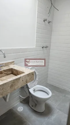 Imagem Sobrado em Vila São Pedro, SP - 110m², 3 dormitórios e 1 suíte por R$ 695.000 - Venda