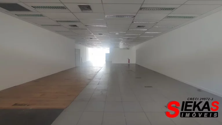 Imagem Salão Comercial de Alto Padrão na Vila Carrão, São Paulo-SP: 17 salas, 30 banheiros, 50 vagas de garagem, 3.337m² de área.