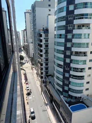 Imagem Apartamento com 2 dormitórios à venda no coração de Balneário Camboriú/SC