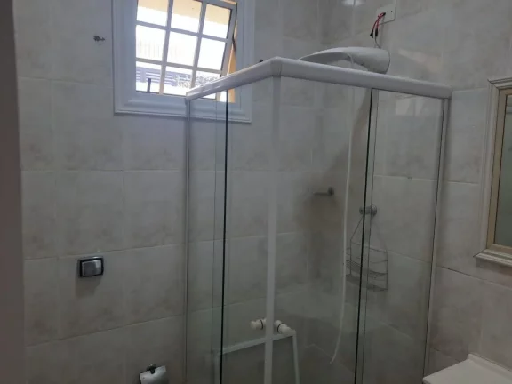 Imagem Aluguel de Casa de Luxo em Praia Grande-SP, Bairro Tupi: 3 Quartos, 2 Suítes, 3 Banheiros, 3 Vagas, 100m². Venha Conferir!
