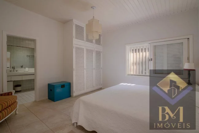 Imagem Belissima casa a venda no Litoral Norte, pé na areia, ideal para pousada.