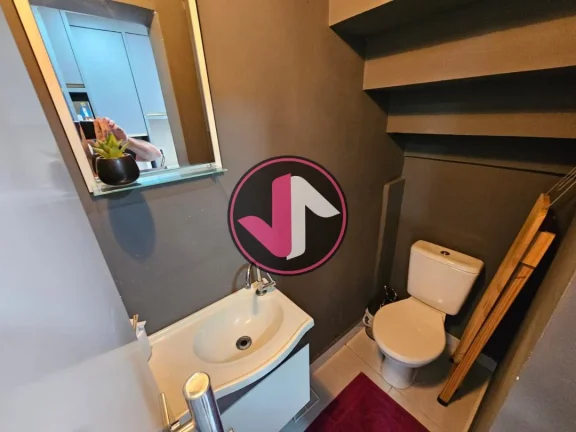 Imagem Se você busca por qualidade de vida e conforto, a Casa de Condomínio no Residencial Canachue é a ...