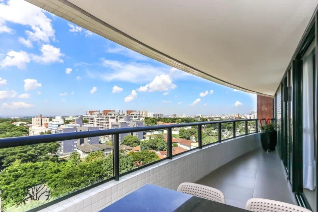 Imagem Apartamento 3 dormitorios estrutura clube no Cabral. Novo