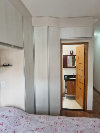 Imagem VENDO LINDO SOBRADO DE 03 DORMITÓRIOS NO BAIRRO CAMPO GRANDE!