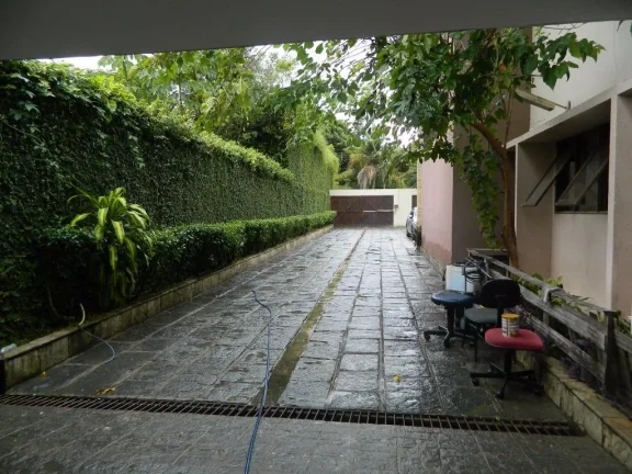 Imagem Casa à venda com 6 Quartos em Aldeia, Camaragibe