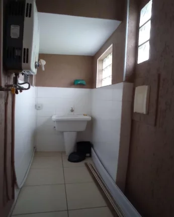 Imagem Venda Casa Térrea 120m² com 3 quartos sendo duas suítes e duas vagas FL38