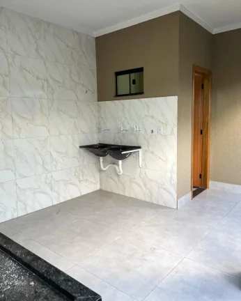 Imagem Casa 2/4 C Suite No Setor Barcelos Em Trindade