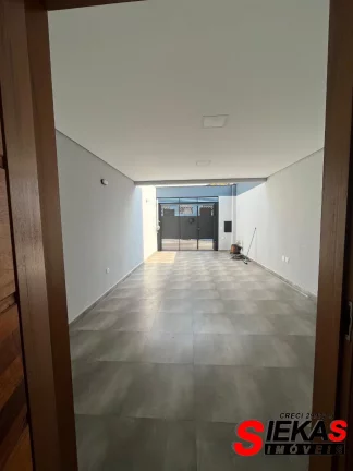Imagem Imperdível! Casa à venda na Vila Carrão, São Paulo-SP, com 3 quartos, 2 suítes, 3 banheiros, 2 vagas de garagem e 110m².