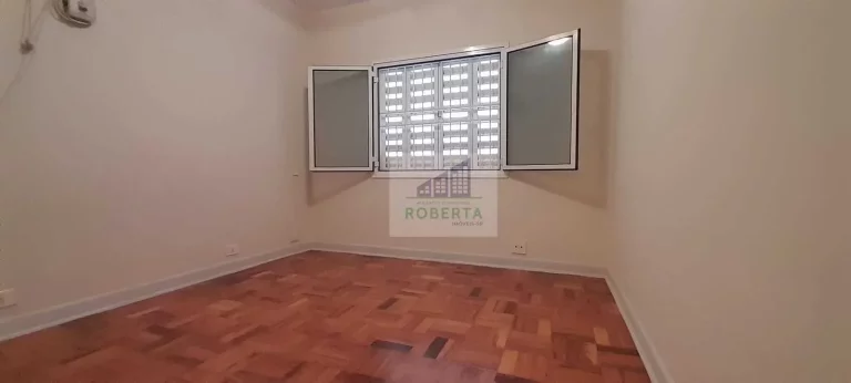 Imagem CASA À VENDA COM 3 DORMITÓRIOS EM INDIANÓPOLIS