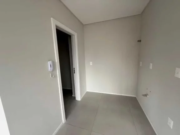 Imagem Apartamento com 3 suítes e 2 vagas de garagem no Bairro Meia Praia em Itapema