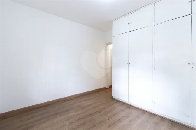 Imagem Sobrado à venda com 3 quartos, sendo 1 suíte, em Real Parque, São Paulo - SP