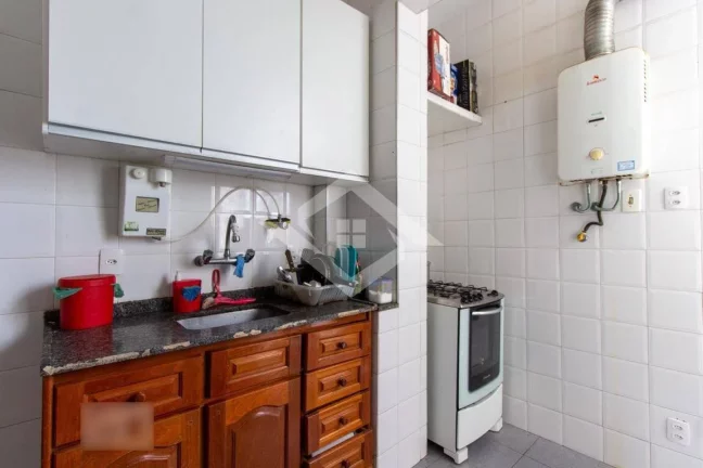 Imagem Apartamento de 2 Quartos para Venda em Botafogo com 70 m²