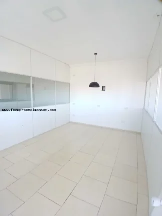 Imagem Salão Comercial para Locação em Limeira, Vila Queiroz, 1 banheiro, 3 vagas