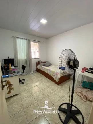 Imagem Prédio com 2 casas, 5 quartos, 2 vagas de garagem, em Ataíde - Vila Velha