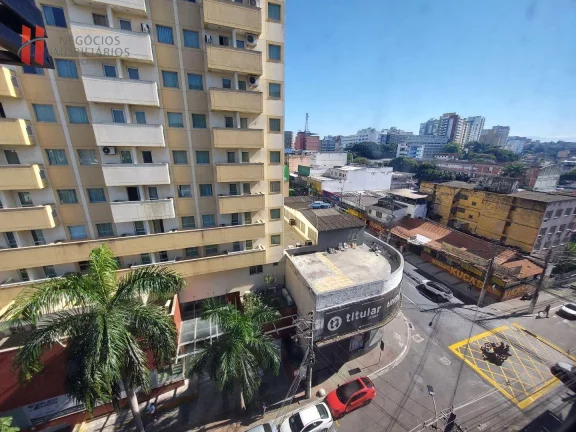Imagem Sala comercial com 28m²na esquina com a Av. Brigadeiro Lima e Silva.