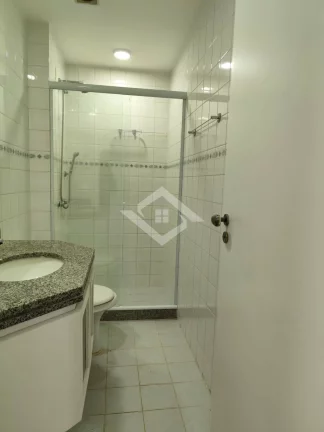 Imagem Apartamento 3 Quartos com Suíte e Varanda em Rua Tranquila – Reformado