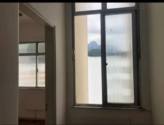 Imagem 2 quartos com 2 vagas de garagem inédito em copa na quadra da praia ????