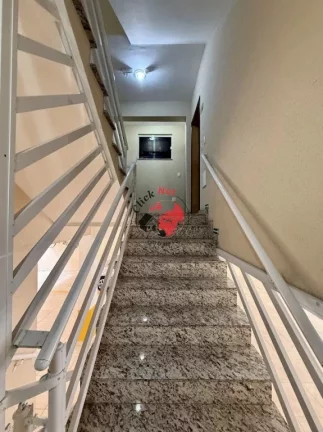 Imagem Excelente oportunidade, apartamento à venda localizado no Vila Alzira, Santo André com 2 dormitórios, 1 vaga, 51 m².
